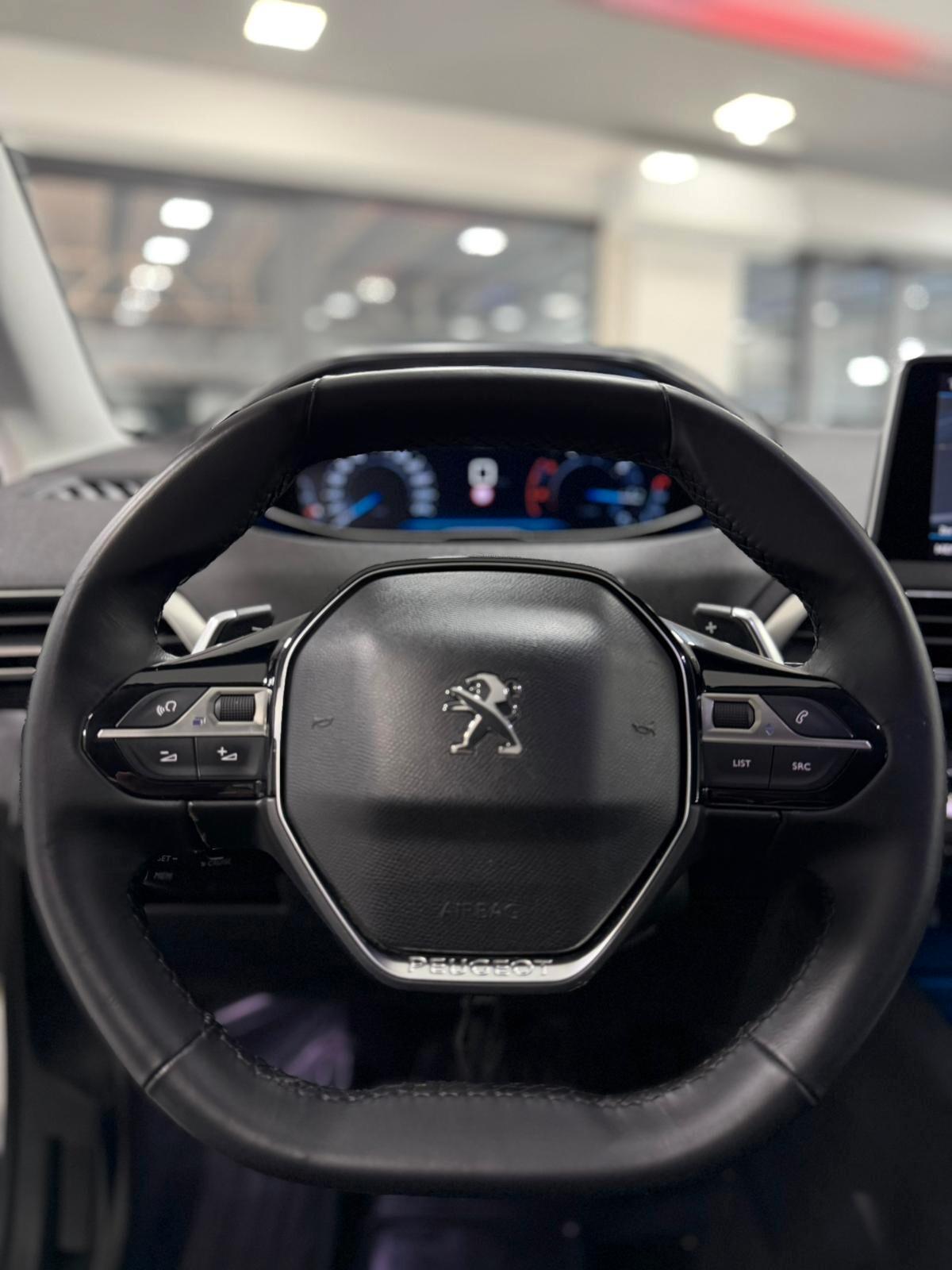 Peugeot 3008 BlueHDi 130 S&S EAT8 Allure