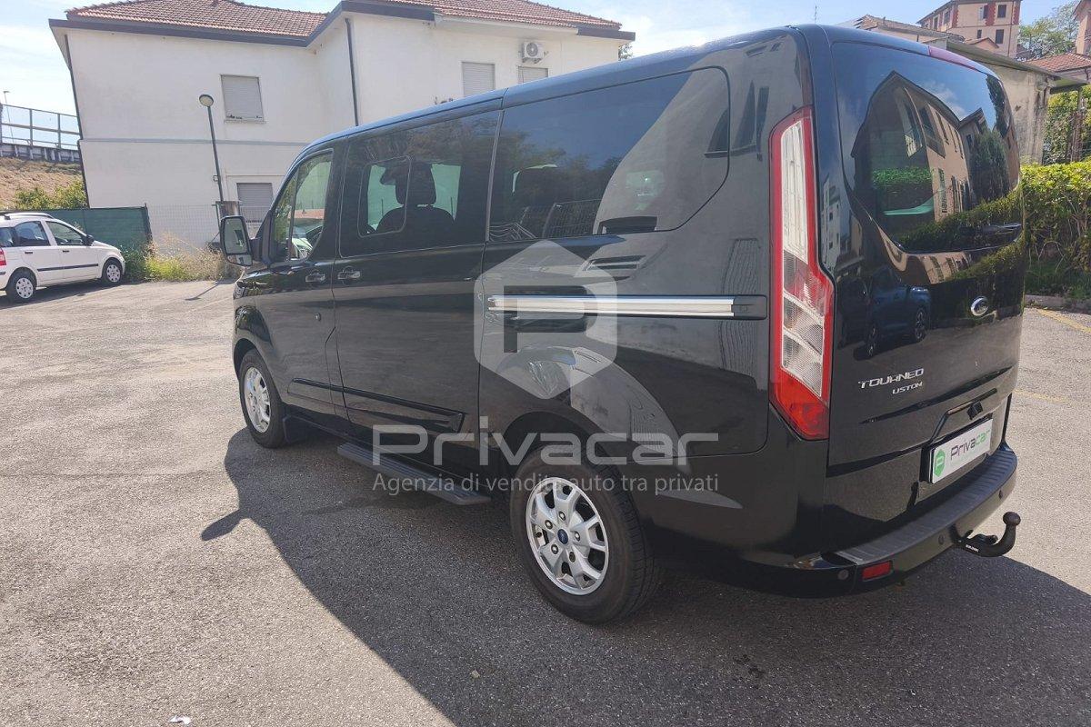FORD Tourneo Custom 300 2.2 TDCi 155CV PC Titanium