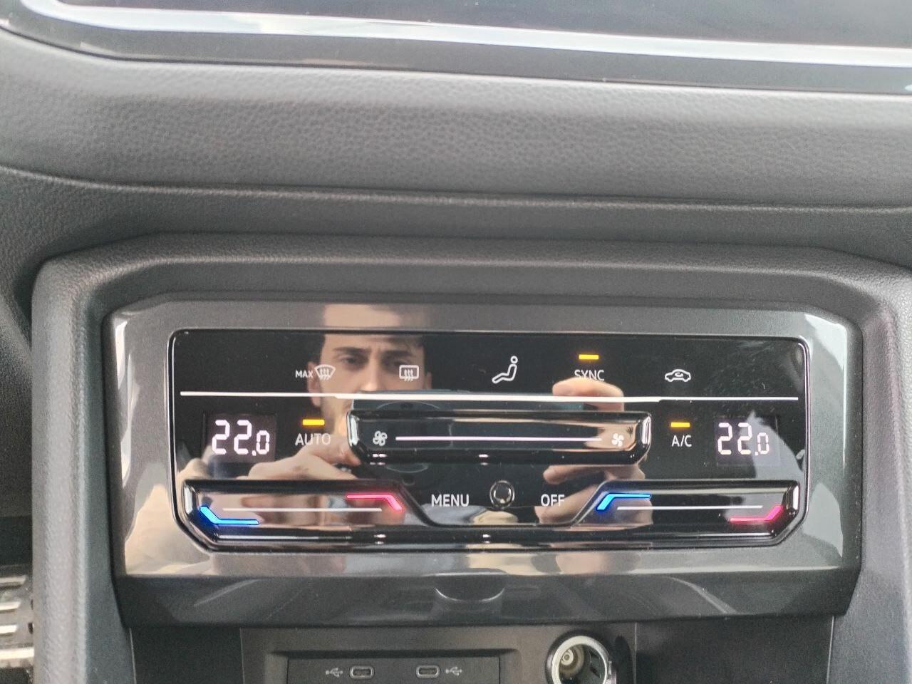 Volkswagen Tiguan 2.0 TDI 150 CV SCR DSG R-Line