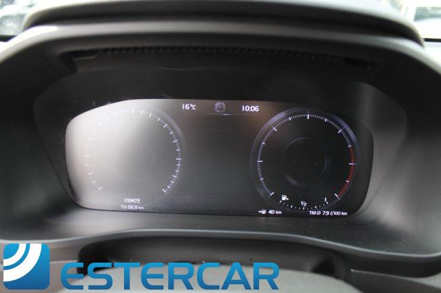 VOLVO XC40 D3 Geartronic Momentum