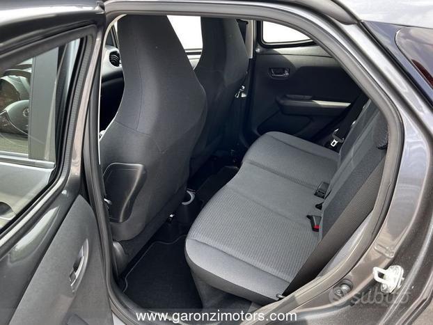 Toyota Aygo Connect 1.0 VVT-i 72 CV 5 porte x...