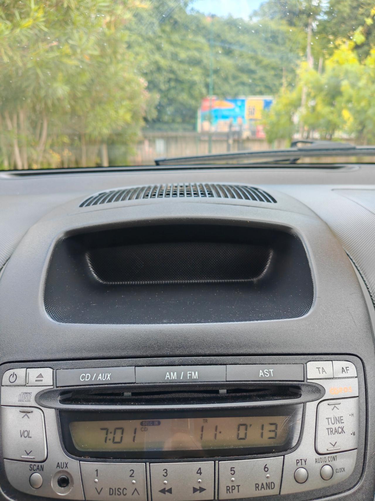Automatica Peugeot 107 Sweet Years 1.0 benzina