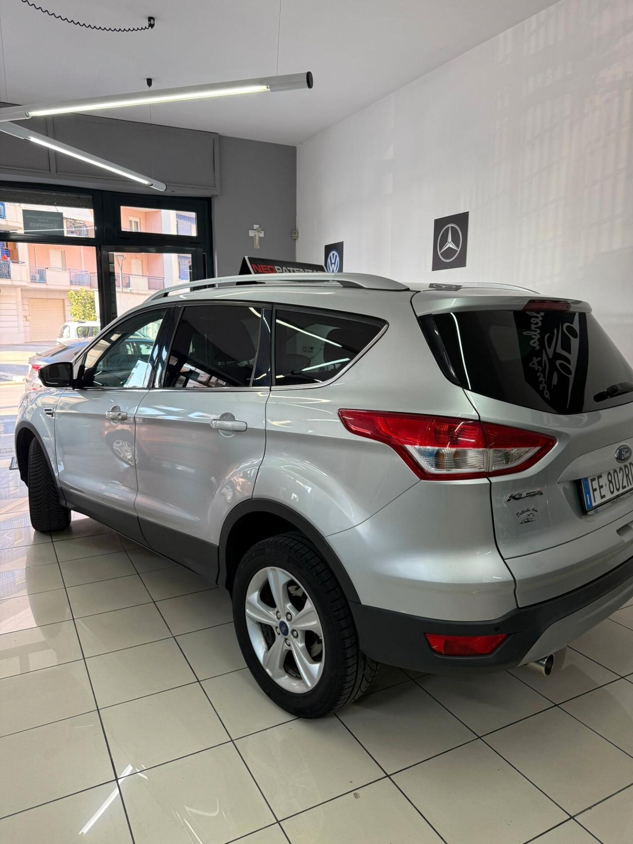 Ford Kuga 2.0 TDCI 120 CV S&S 2WD Titanium
