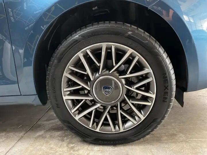 Lancia Ypsilon 1.0 FireFly 5 porte S&S Hybrid Gold
