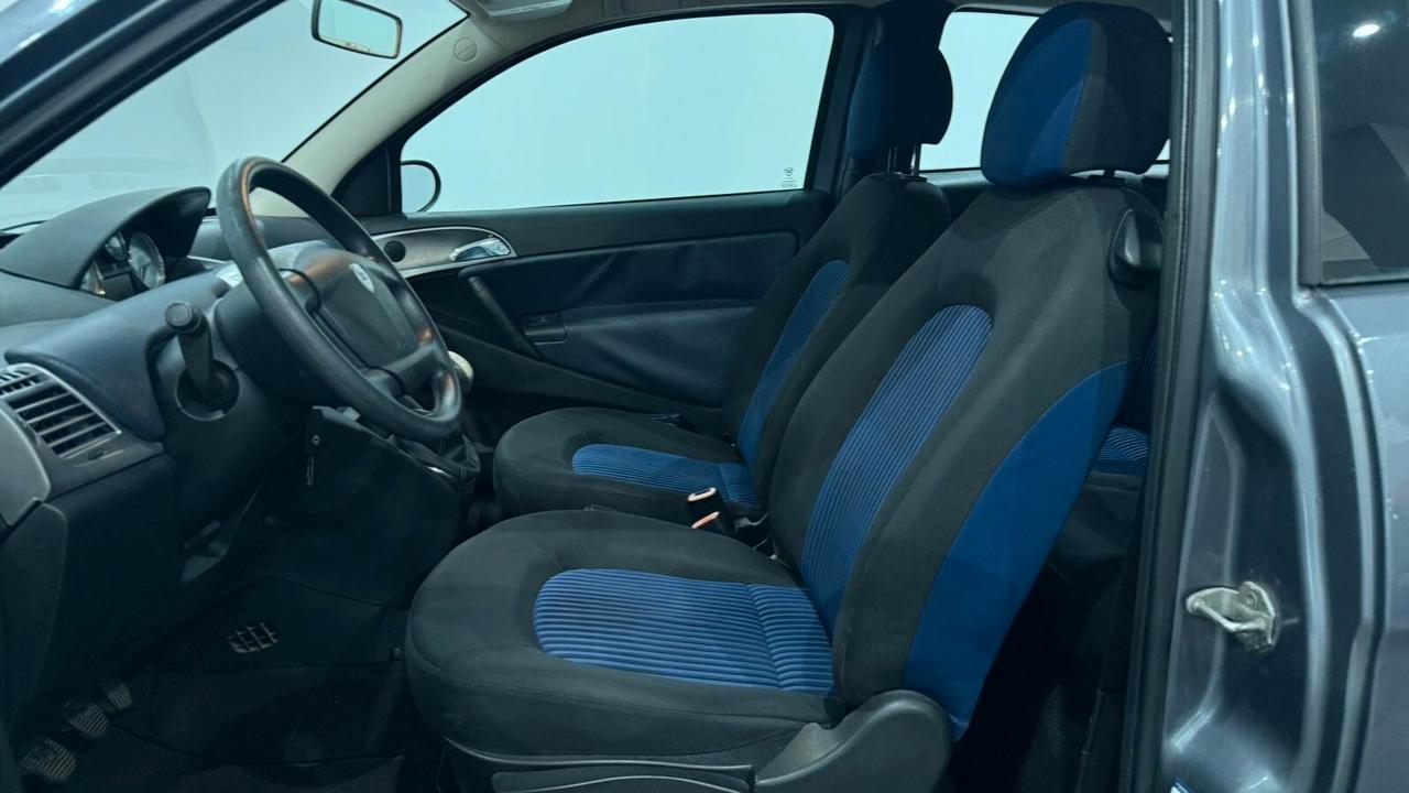 Lancia Ypsilon 1.2 Argento