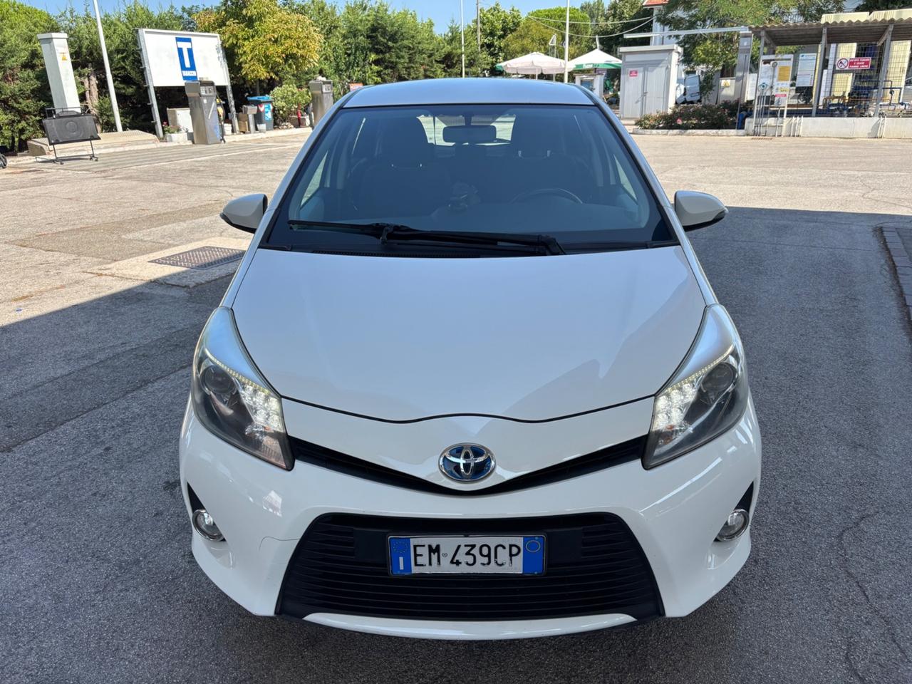 Toyota Yaris 1.5 Hybrid 5 porte Lounge