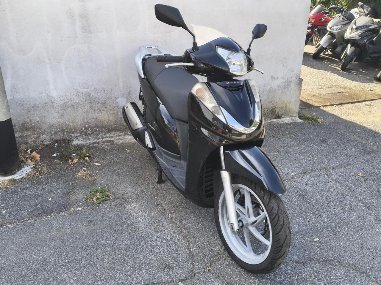 Honda SH 300
