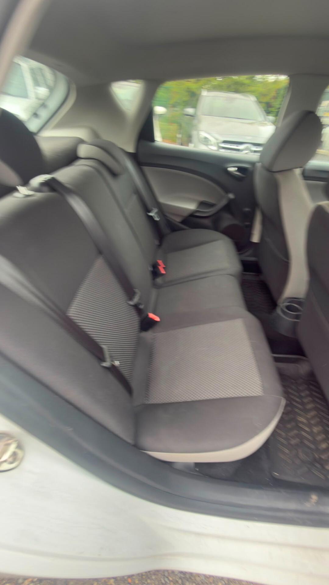Seat Ibiza 1.4 TDI 75 CV CR 5p. Connect Gold