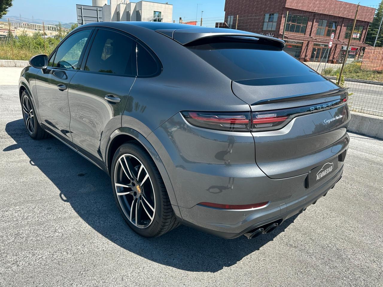 Porsche Cayenne Coupé 4.0 V8 Turbo