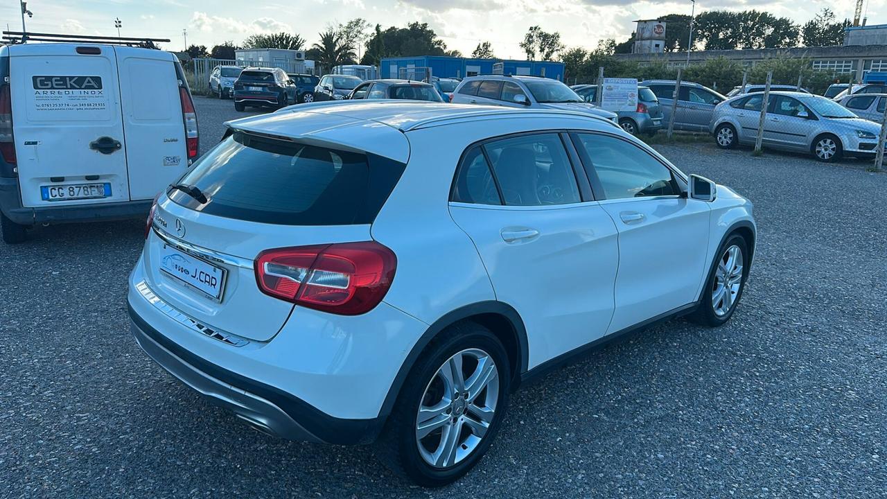 Mercedes-benz GLA 200 d Automatic Premium