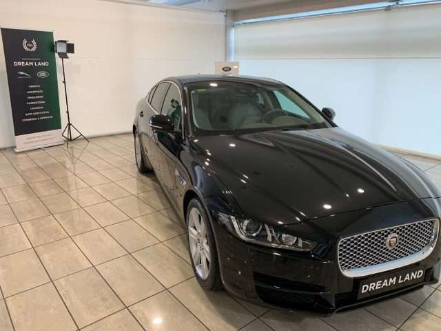 Jaguar XE 2.0 D Turbo 180CV Automatica Prestige