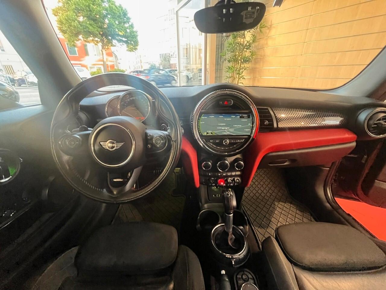 MINI JOHN COOPER WORKS 2.0 231CV Cambio automatico con palette al volante, Navigatore GARANZIA 12 MESI