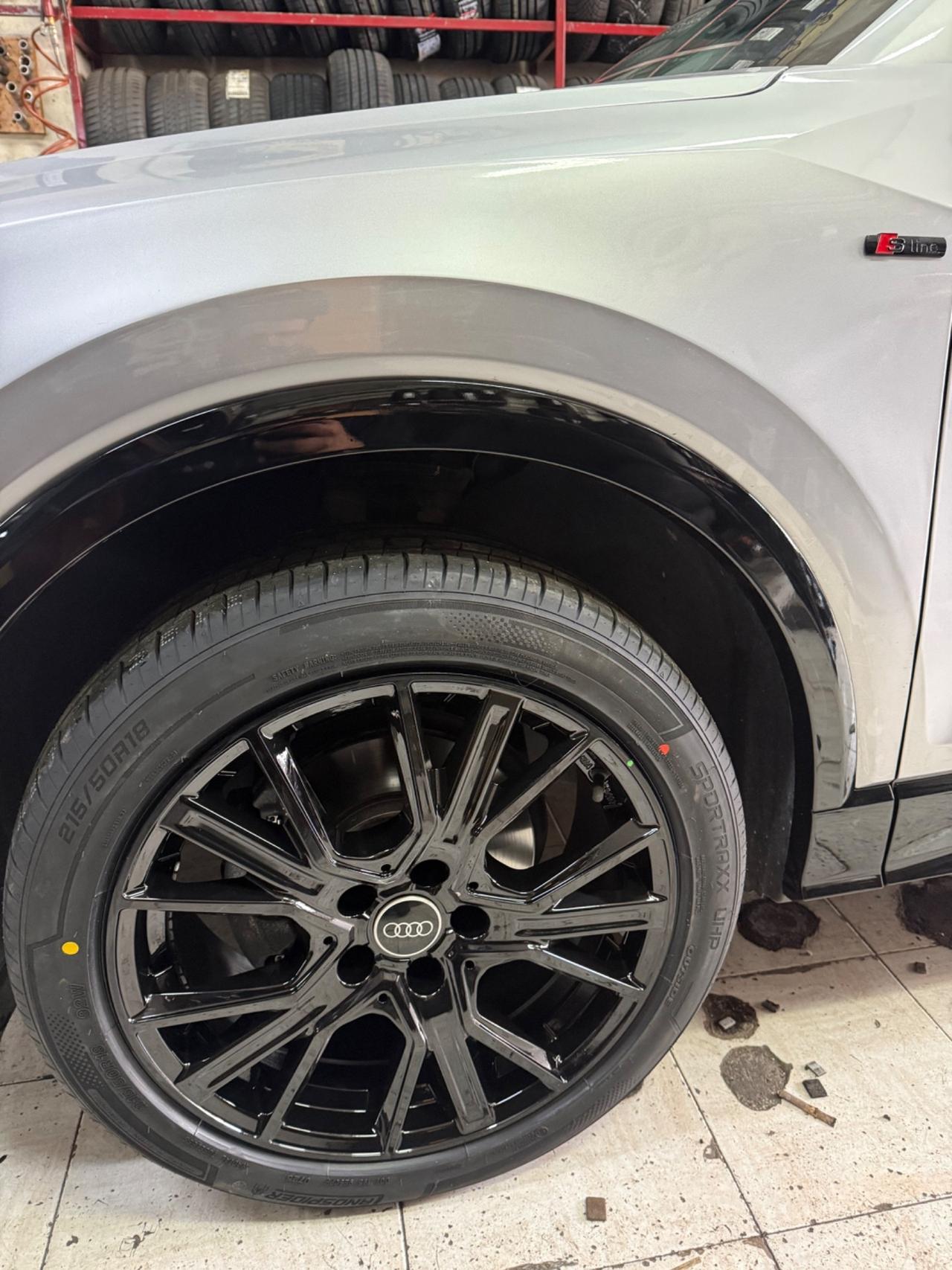 Audi Q2 30 TDI S tronic IDENTITY BLACK COCKPIT MATRIX