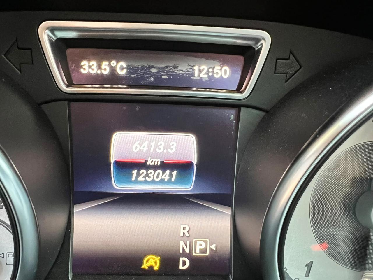 MERCEDES-BENZ GLA 180 d Automatic Premium - 2016