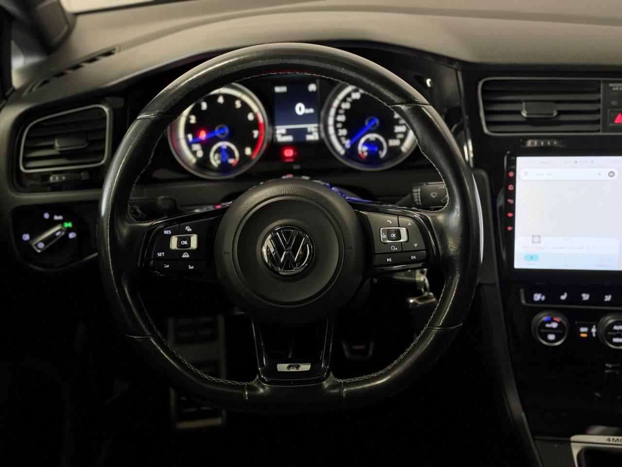 Volkswagen Golf R 2.0 5p.