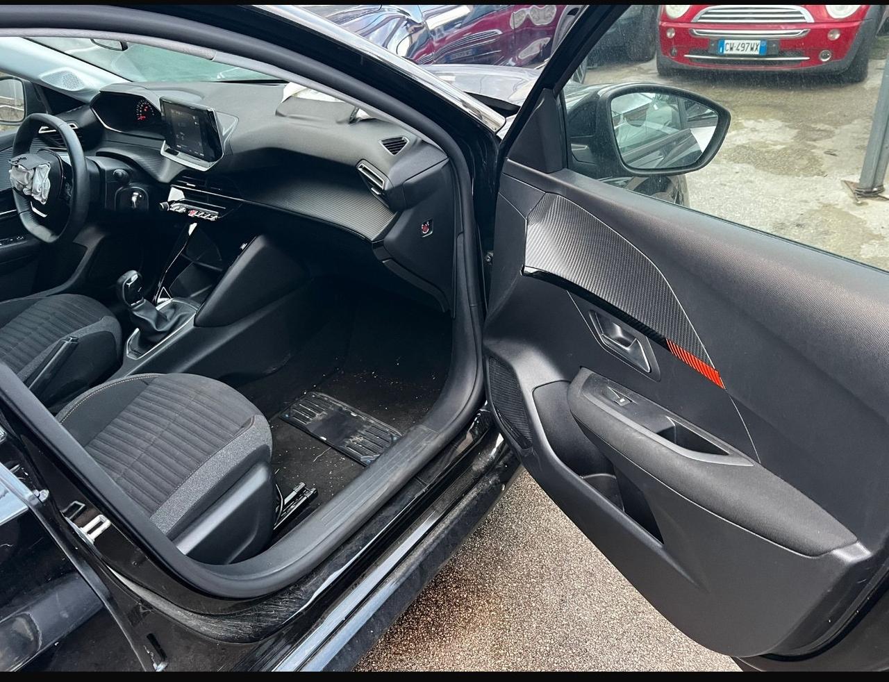 Peugeot 208 PureTech 5 porte Active INCIDENTATA MARCIANTE