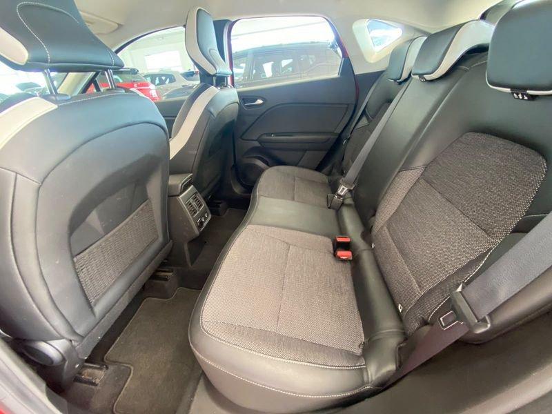 Renault Captur 1.5 DCI BLUE 95 INTENS