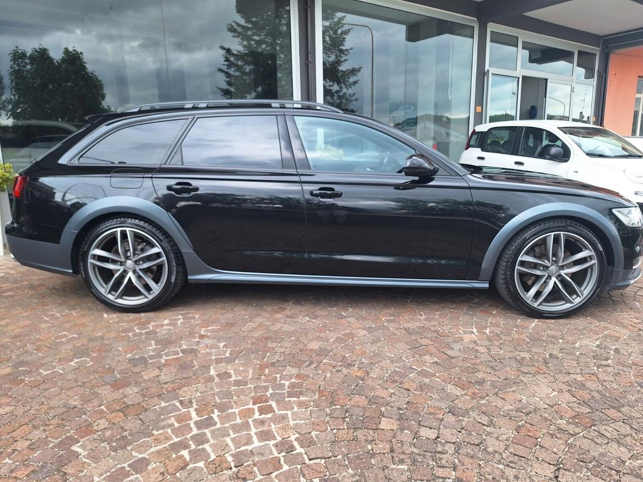Audi A6 allroad 3.0 TDI 272 CV S TRONIC-Business Plus