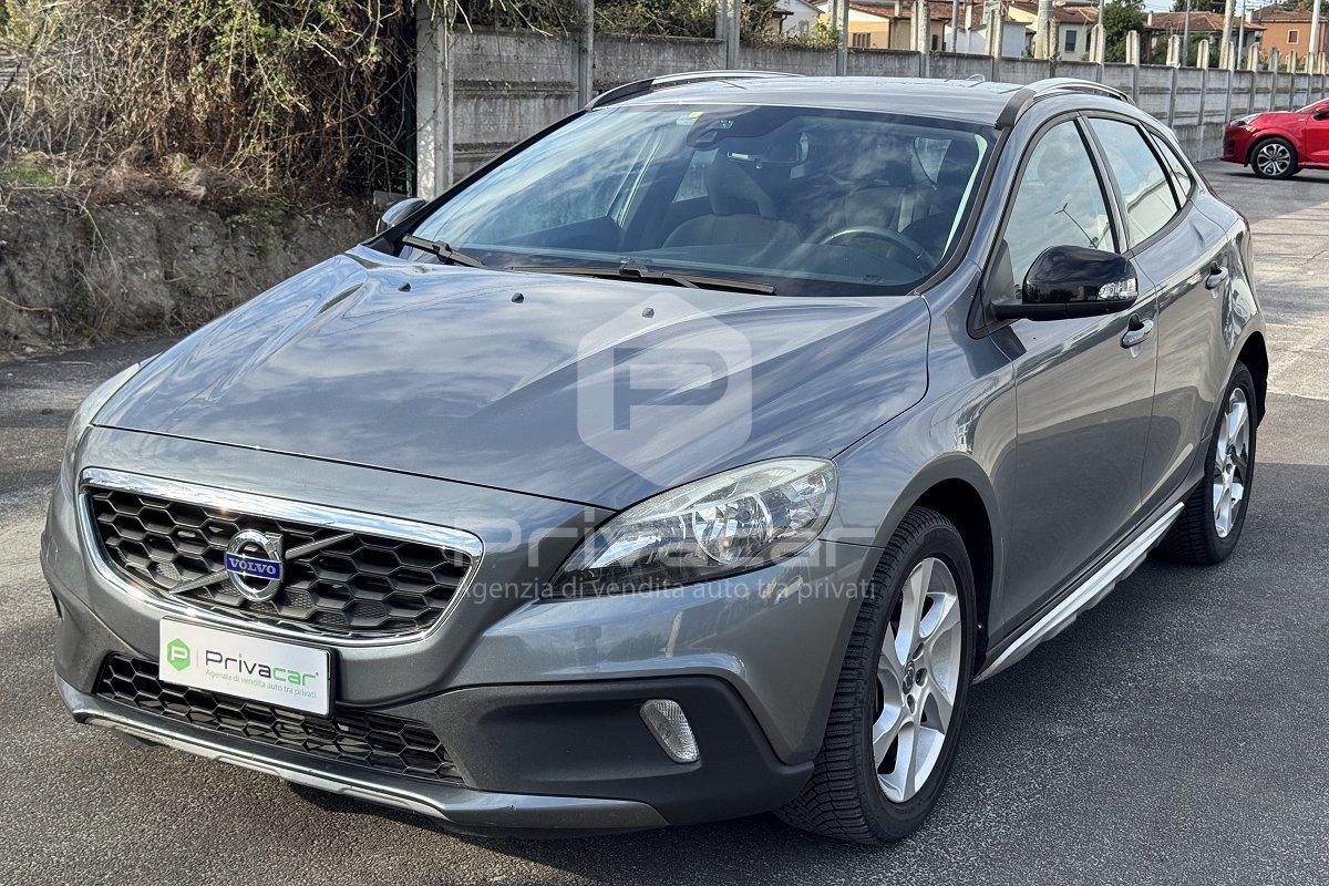 VOLVO V40 Cross Country D2 Geartronic Momentum