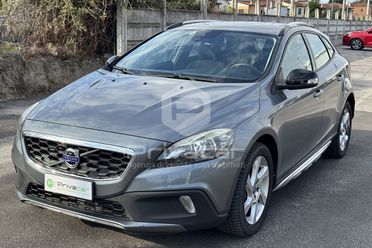 VOLVO V40 Cross Country D2 Geartronic Momentum