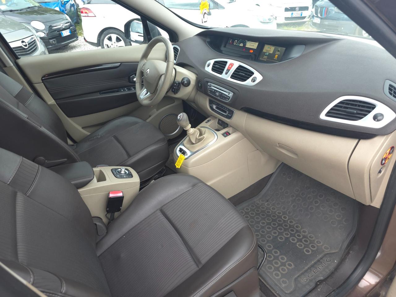 Renault Scenic Scénic 1.9 dCi 130CV Luxe