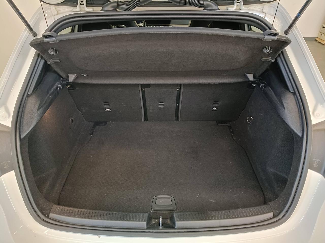 Mercedes-Benz Classe A - W177 2023 - A 180 d AMG Line Advanced Plus auto