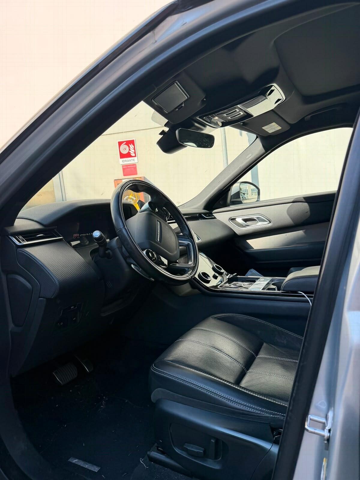 Land Rover Range Velar 2.0D I4 240 CV R-Dynamic