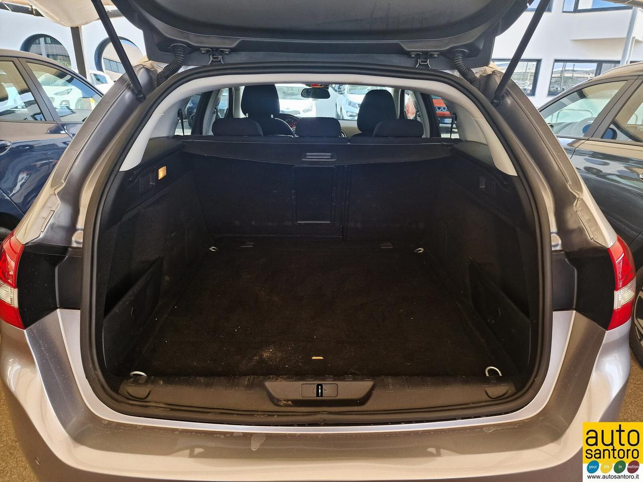 PEUGEOT 308 SW 1.5 STYLE