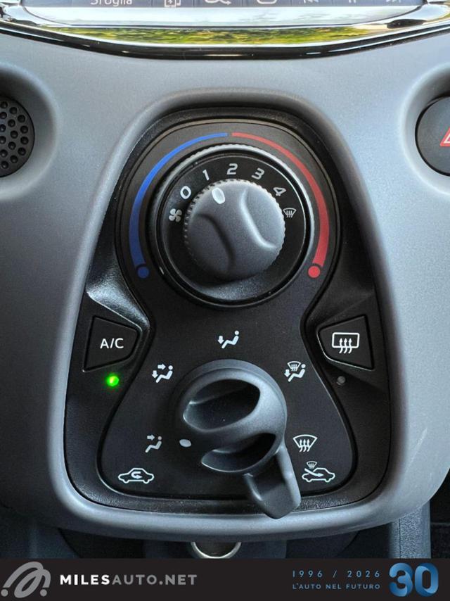 PEUGEOT 108 VTi 72 5 porte Style NEOPATENTATI