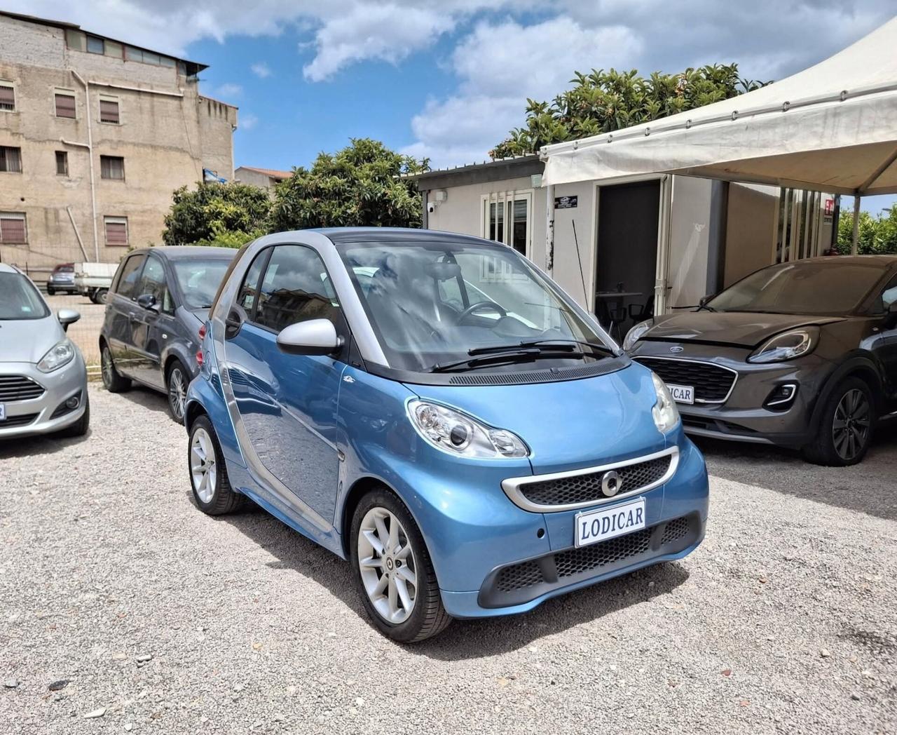 Smart ForTwo 1000 52 kW coupé passion