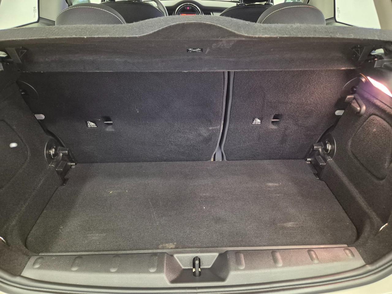 Mini Mini 3 Porte Mini 3p 1.5 One First 75cv - NEOPATENTATI