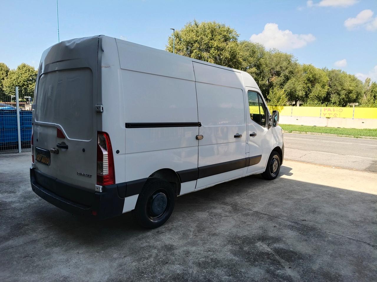 Renault Master 2.3 dCi 135cv Furgone