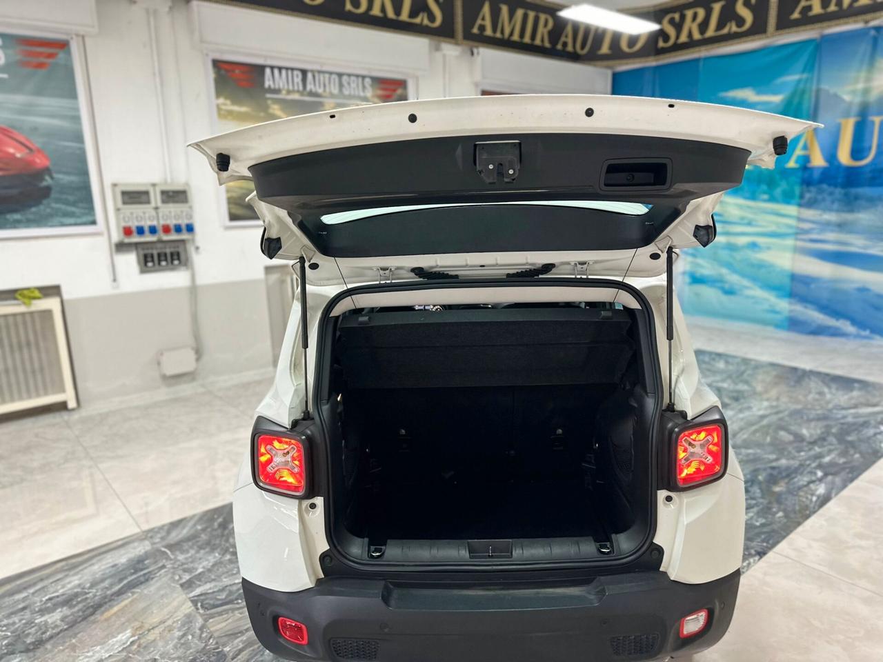 Jeep Renegade 1.3 T4 Limited Automatic