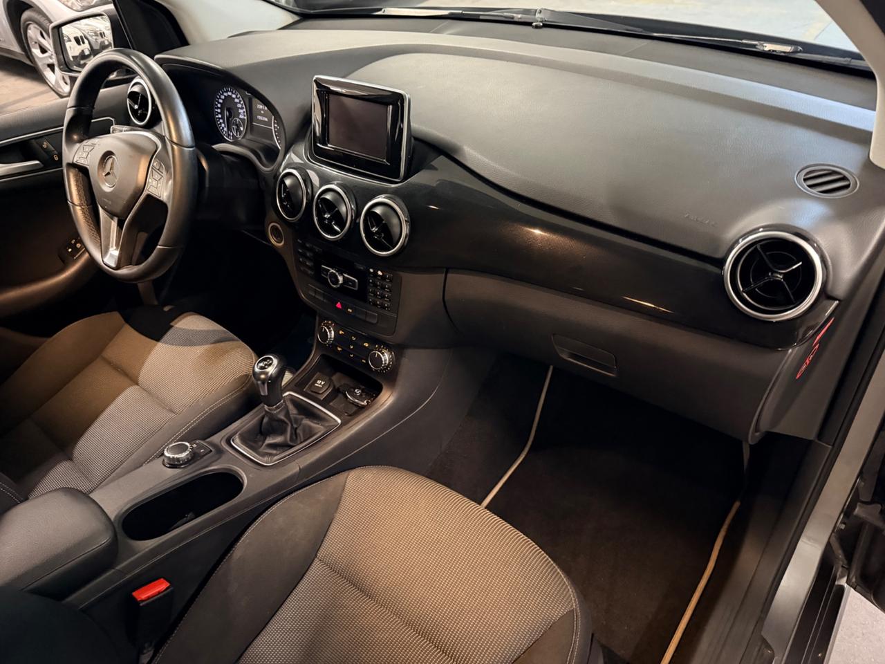 Mercedes-benz B 180 CDI BlueEFFICIENCY Executive