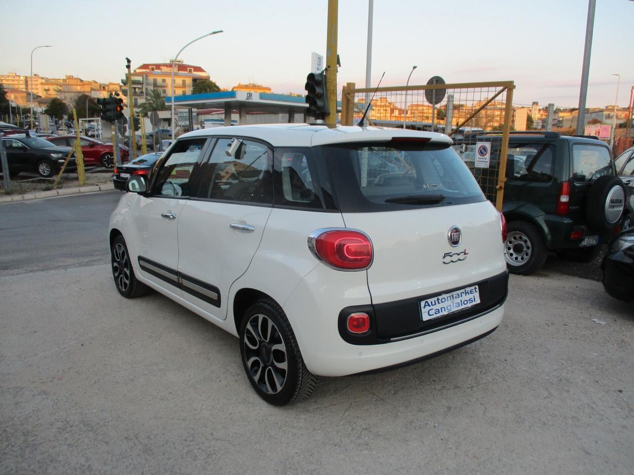 Fiat 500L 1.4 95 CV Lounge PARI AL NUOVO