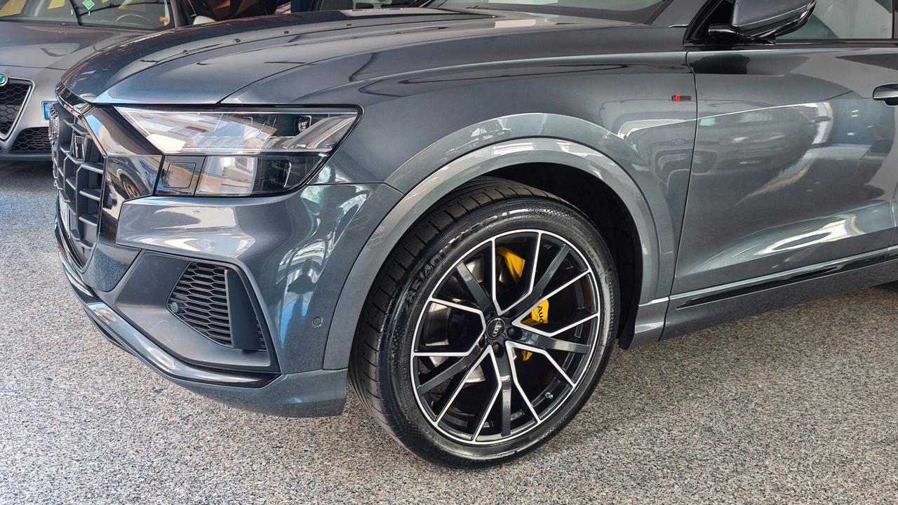 Audi Q8 50 TDI 286 CV quattro tiptronic S-line STRAFULL