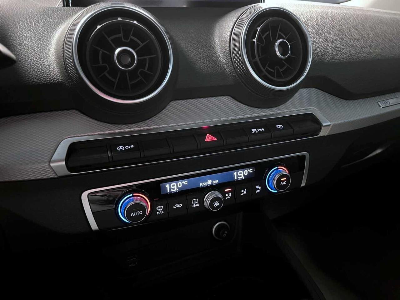 AUDI Q2 30 TDI 116 CV S-TRONIC BUSINESS