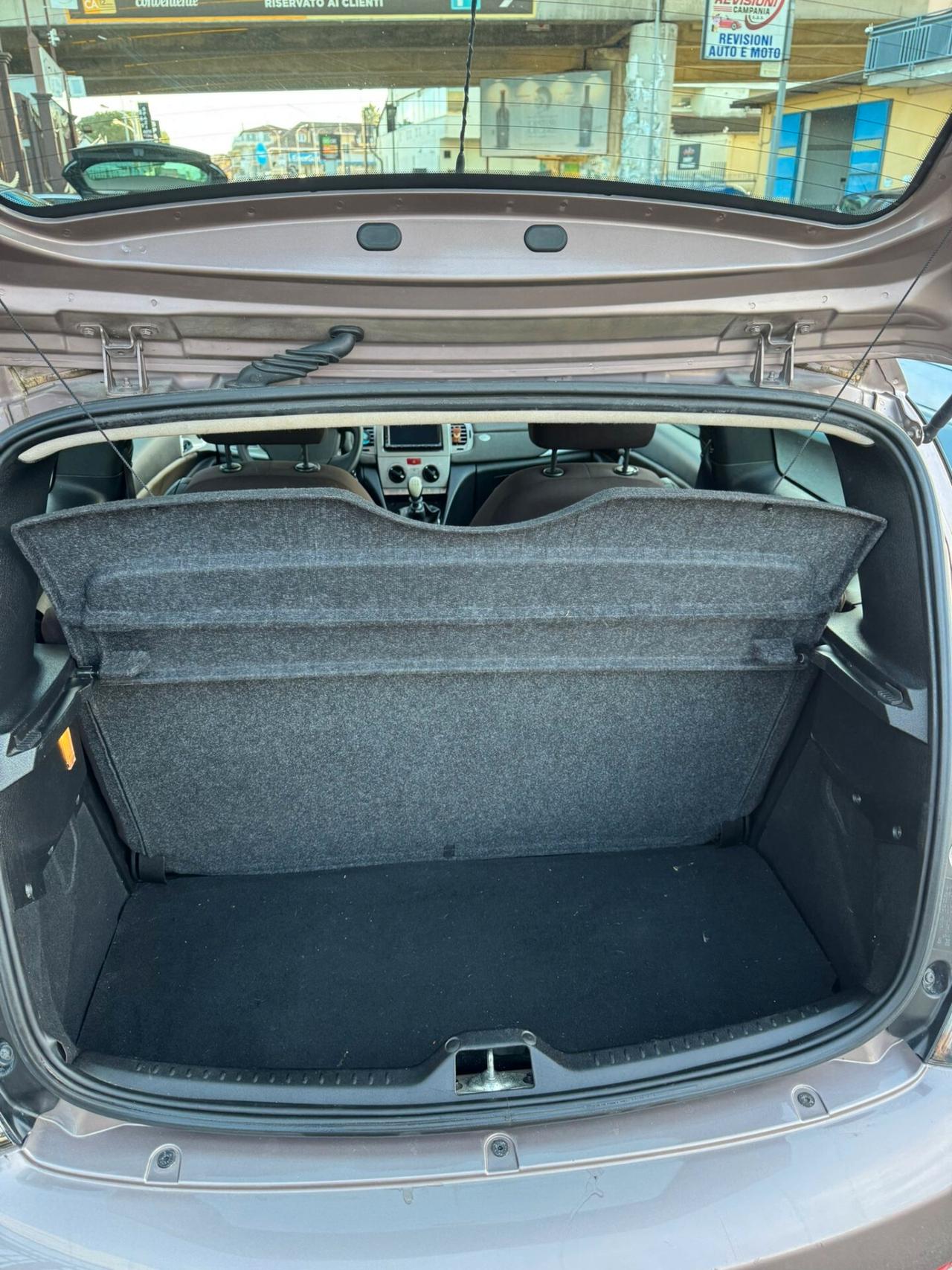 Lancia Ypsilon 1.2 Argento