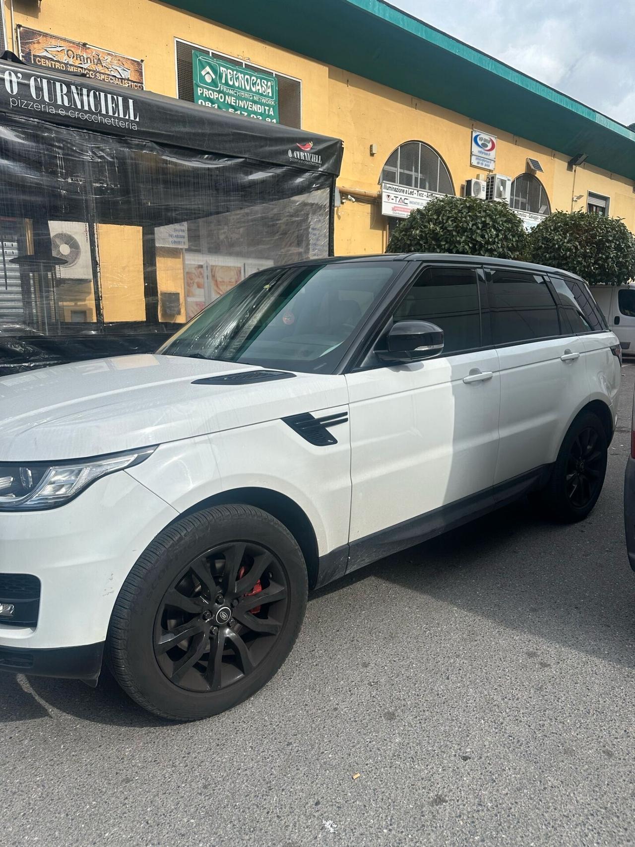 Land Rover Range Rover Sport 3.0 TDV6 HSE