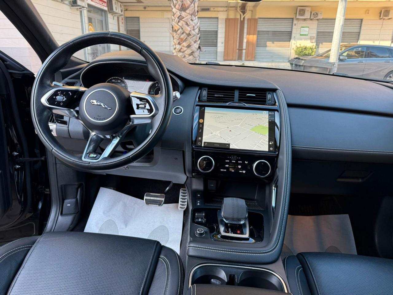 Jaguar E-Pace 2.0D I4 163 CV AWD Auto R-Dynamic HSE