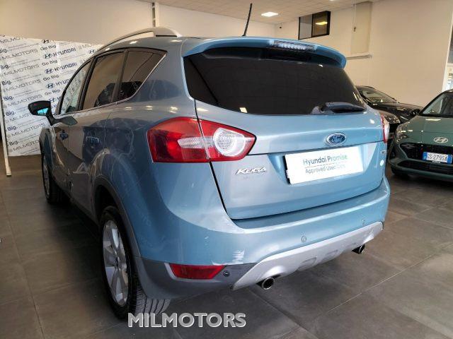 FORD Kuga + 2.0 TDCi 136 CV 4WD DPF