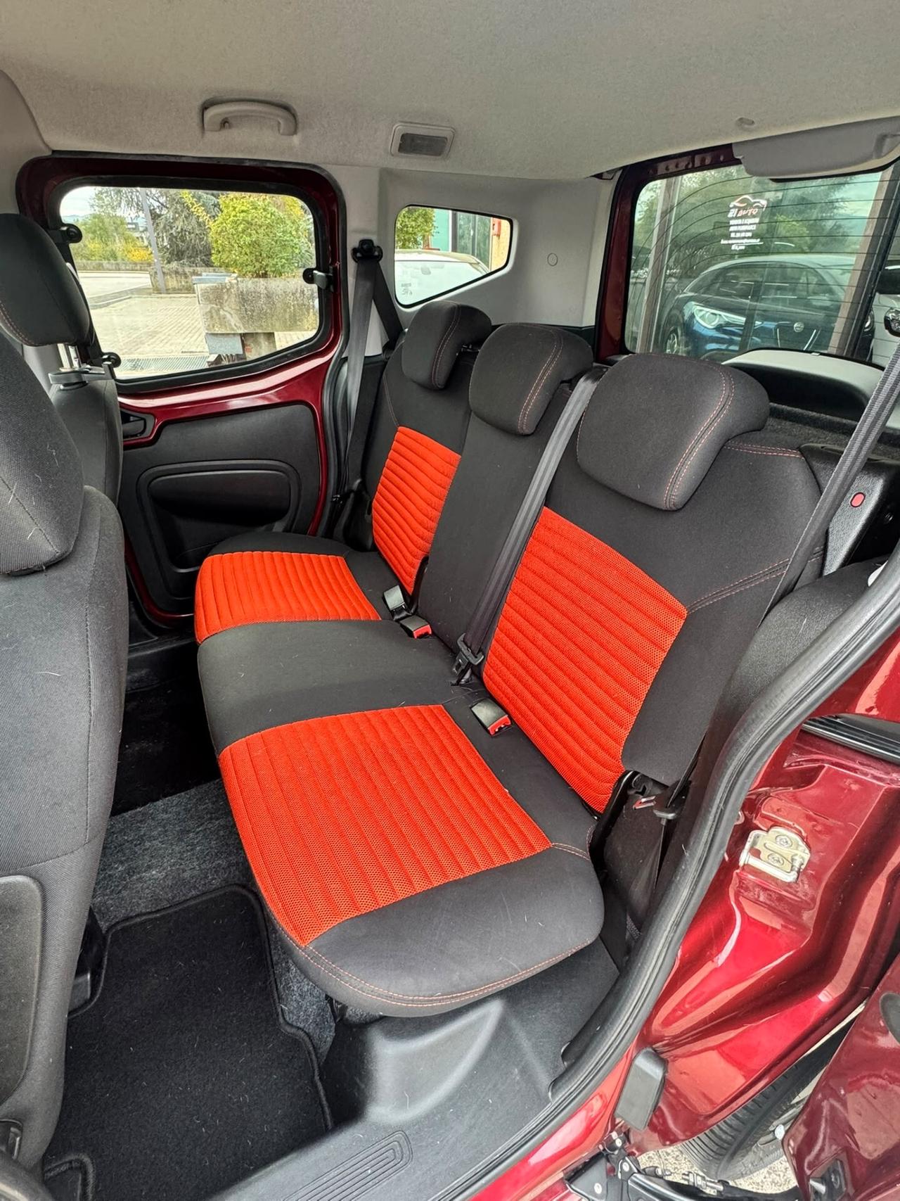 Fiat Qubo 1.3 MJT 95 CV Trekking