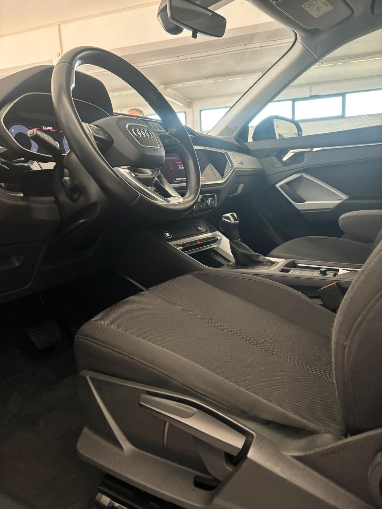 Audi Q3 35 TDI S tronic Business Advanced