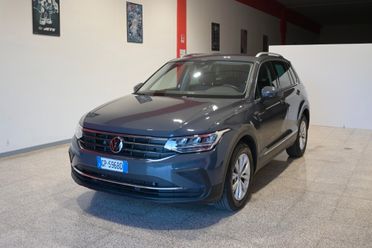 VOLKSWAGEN TIGUAN 2.0 TDI 150CV DSG SCR LIFE ( FARI LED - CLIMA TRIZONA - ADAPTIVE CRUISE - AMBIENT LIGHTS - APP CONNECT - PARK PILOT )