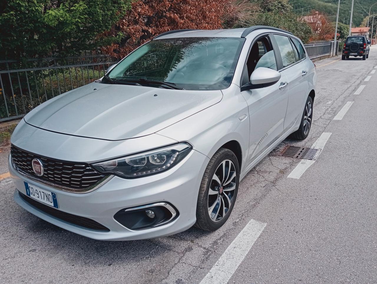 Fiat Tipo 1.6 Mjt S&S SW Lounge