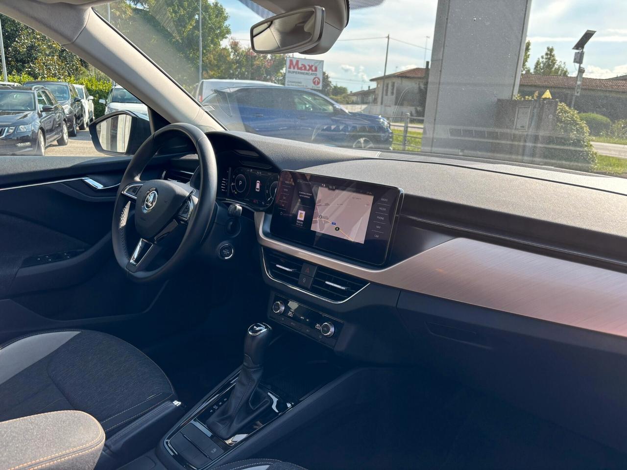 Skoda Kamiq 1.6 Diesel Cambio Automatico Neopatentati
