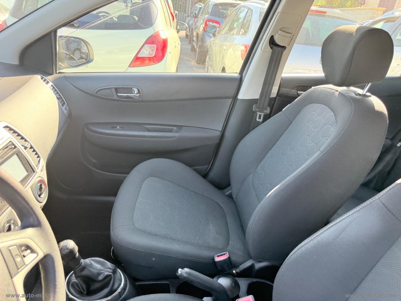 HYUNDAI i20 1.2 5p. Sound Edition