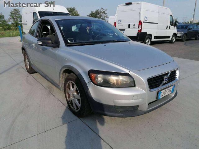 VOLVO C30 C30 1.6d Momentum - DJ073YC