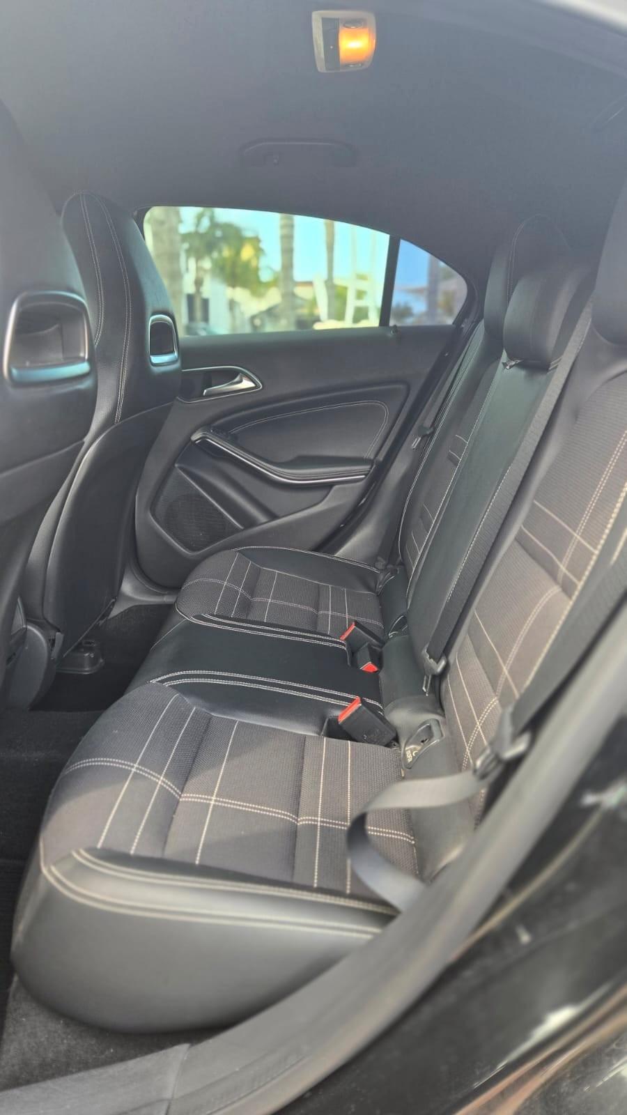 Mercedes-Benz A 180 1.5 cdi 110CV Sport Led Pelle Uff Italy Lega Navi
