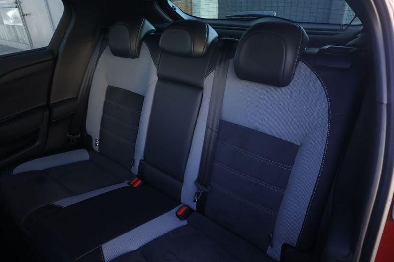 DS DS4 Crossback DS DS4 Crossback 2.0 BlueHDi 180cv S&S EAT6 Sport Chic 133KW ANNO 2016